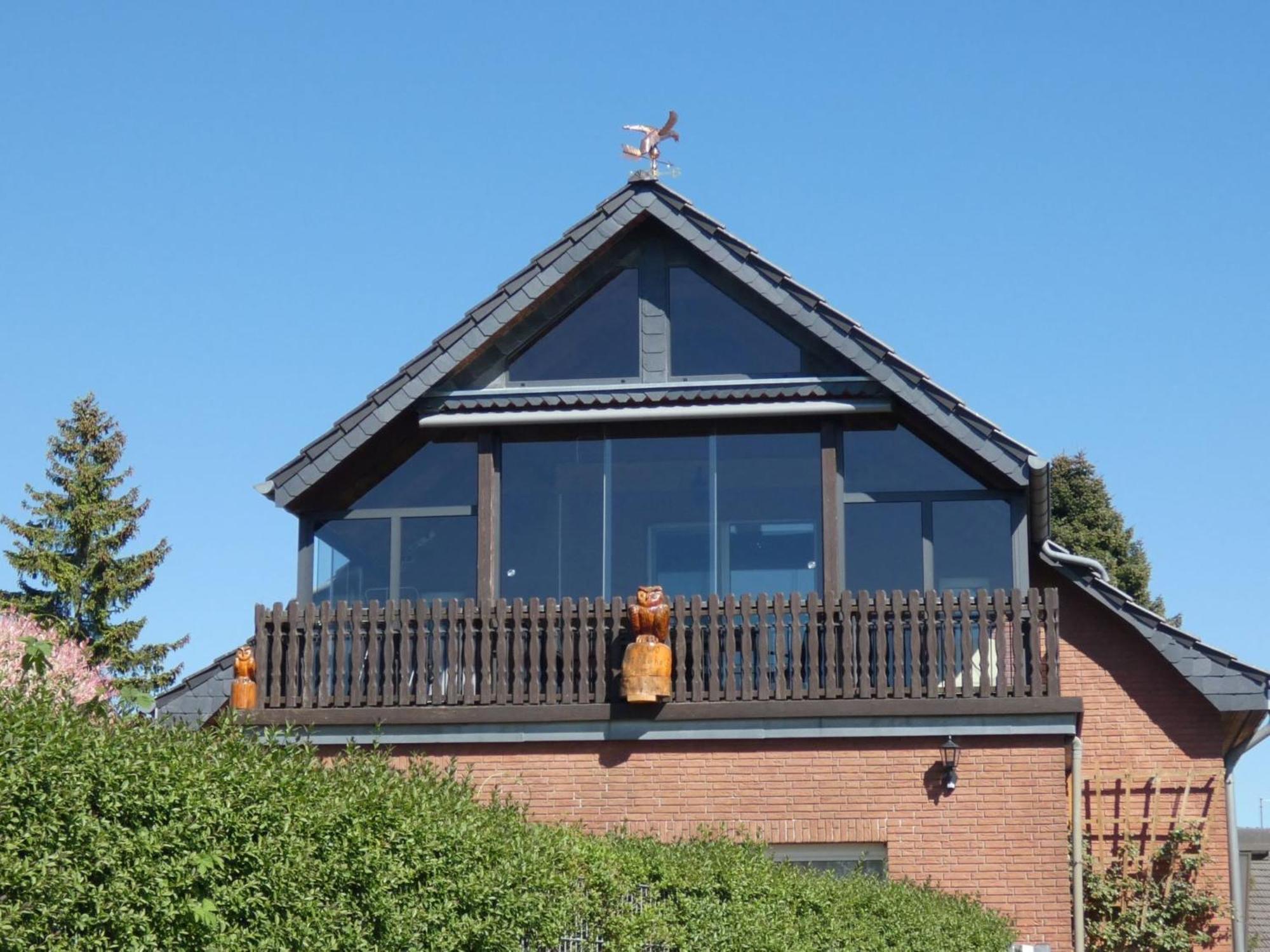 Fewo Mit Balkon, Zimmermann Apartamento Strasen Exterior foto