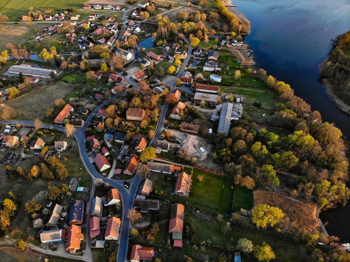 Fewo Mit Balkon, Zimmermann Apartamento Strasen Exterior foto